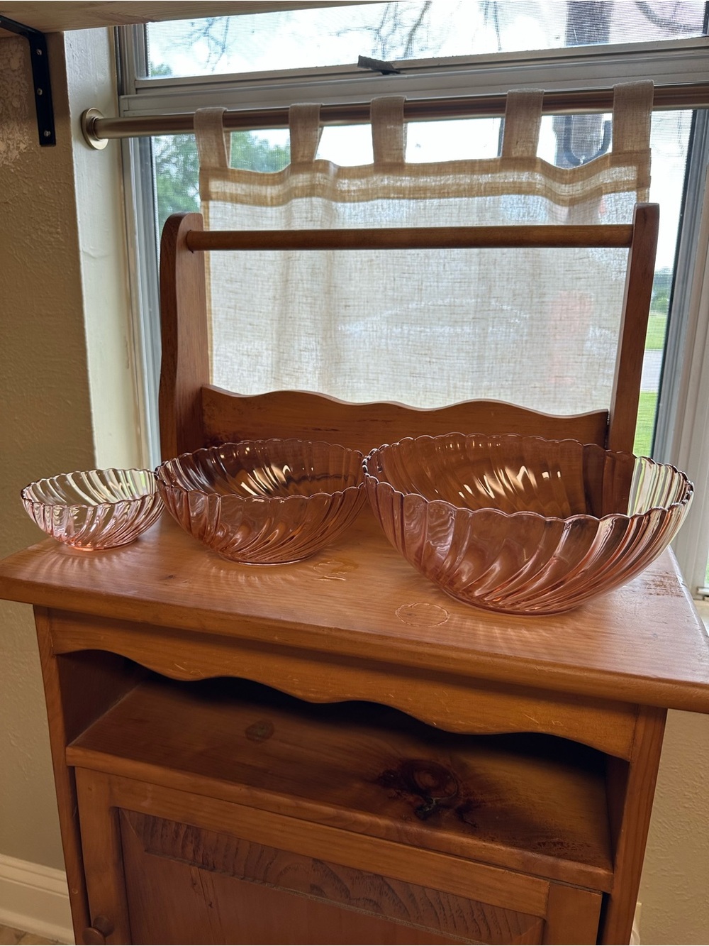 Vintage Pink Swirl Glass Bowls - Set of 3 Arcoroc France